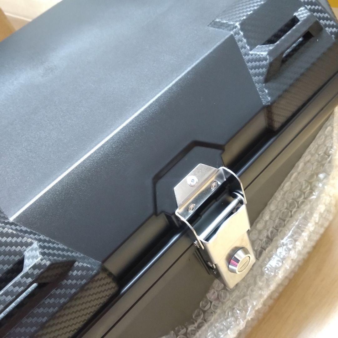 【訳あり】バイク リアボックス 62L 防塵・防水 大容量 ヘルメット収納 新品