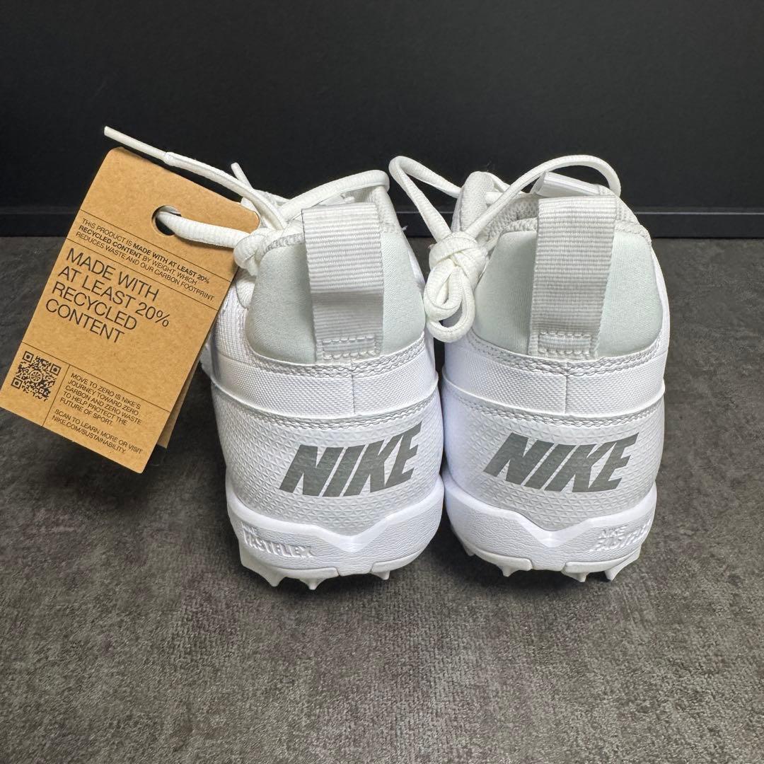 アメフト スパイク ホワイト alpha manace shark 白