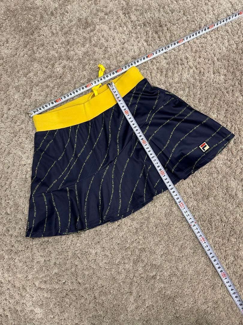 FILA テニスウェア Mサイズ ネイビー/イエロー上下セット