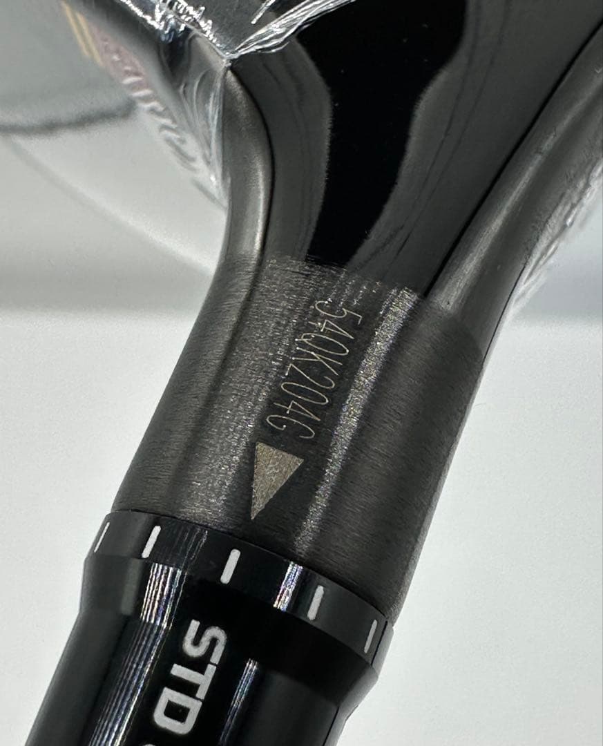 新品特価｜テーラーメイド｜R7クアッドミニドライバー／13.5度｜ヘッドカバー付