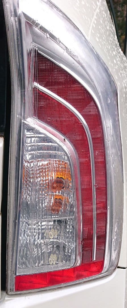 Y*O様 30プリウス US風 加工 後期 テールランプ