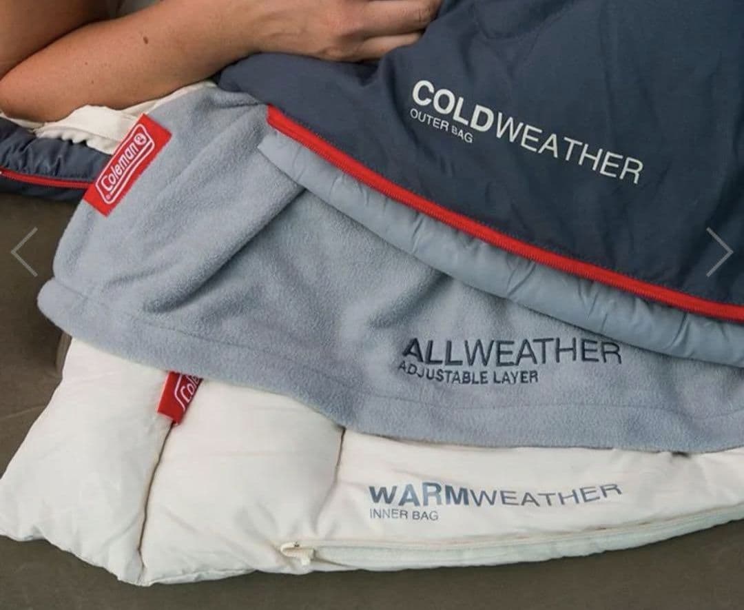 極美品 Colemanマルチレイヤースリーピングバッグ 4シーズン対応モデル