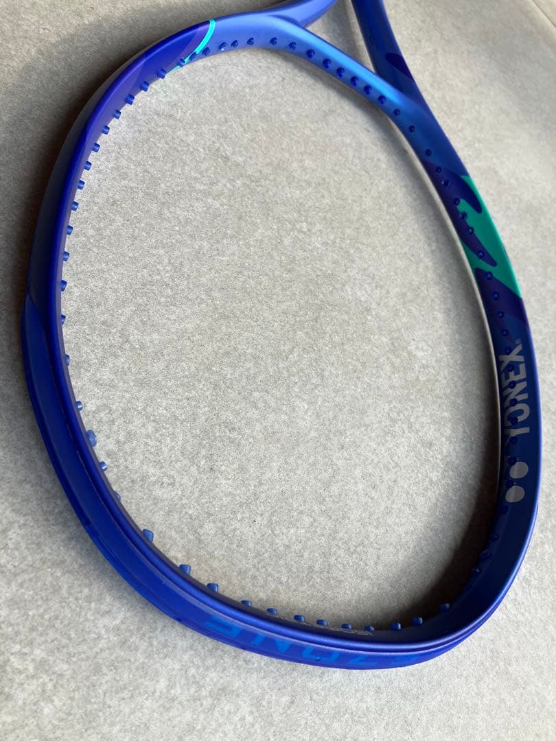 【新品】YONEX EZONE 2025年モデル 100L 285g G0