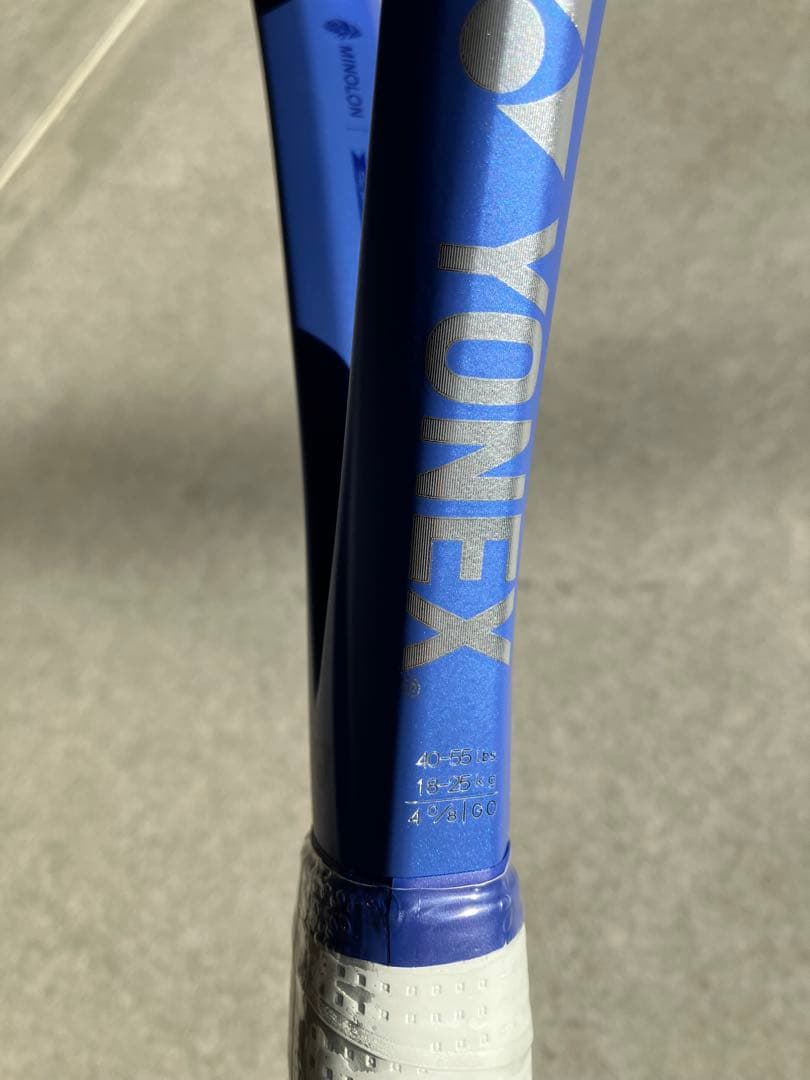 【新品】YONEX EZONE 2025年モデル 100L 285g G0