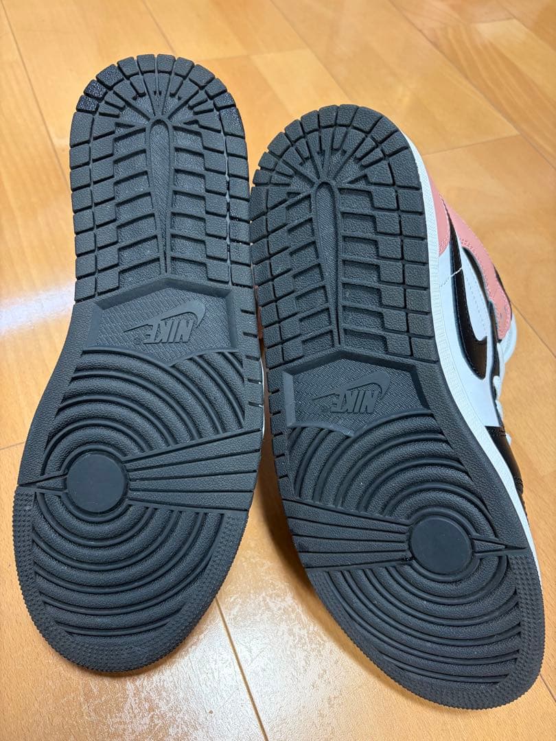 エアジョーダン 1 MID メンズシューズ ホワイト/ブラック/ピンク 27cm