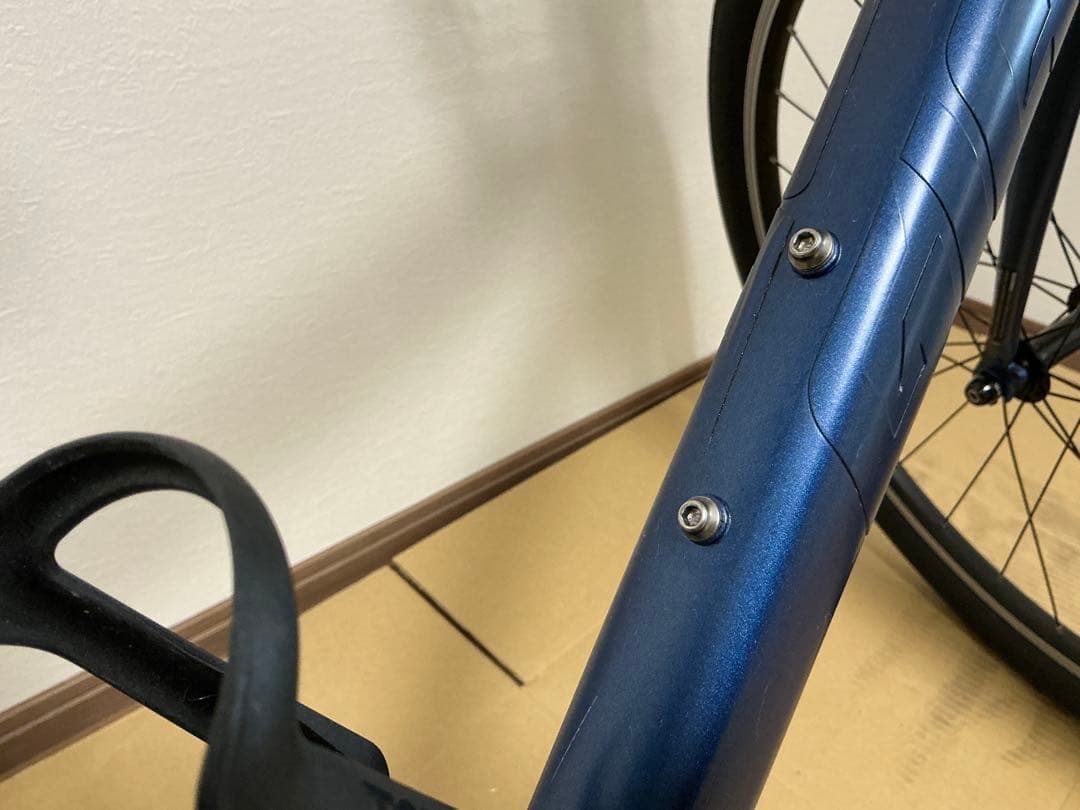 ジャイアント　グラビエS美品 　サテンブルー　 2023年8月購入　手渡し限定