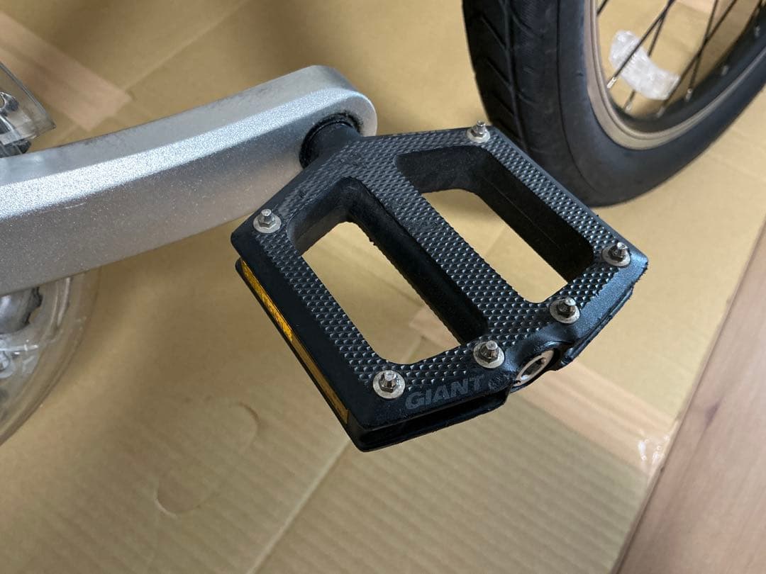 ジャイアント　グラビエS美品 　サテンブルー　 2023年8月購入　手渡し限定