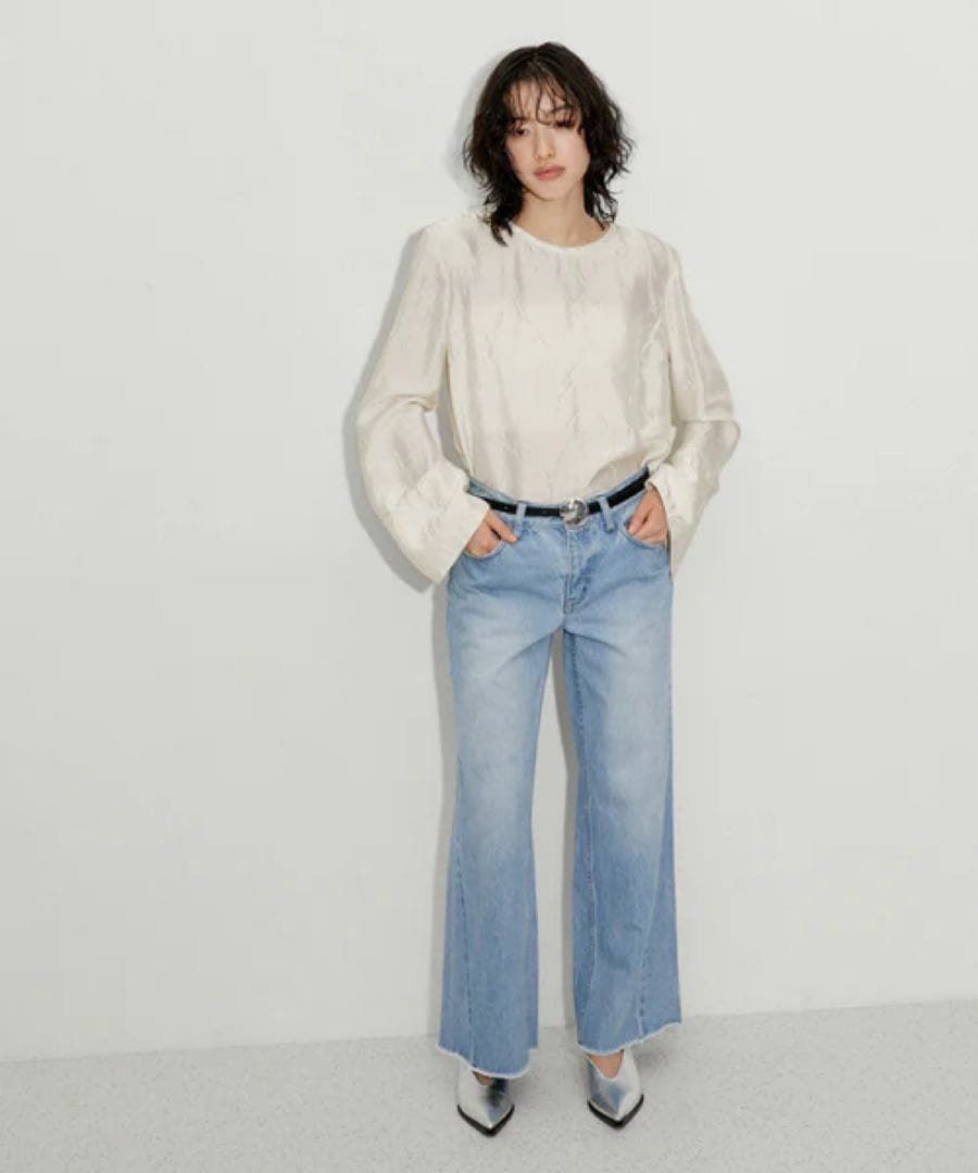 【かっちゃん】ADAM ET ROPE’ グロッシーTブラウス　白