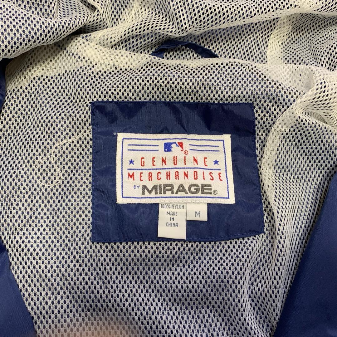 【値下げ】　希少　ヤンキース折りたたみ ウインドブレーカー