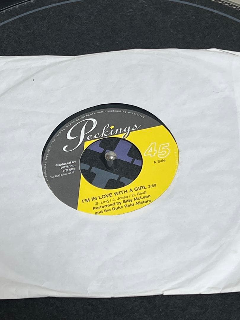 洋楽 Biffy McLean / I'M IN LOVE WITH A GIRL