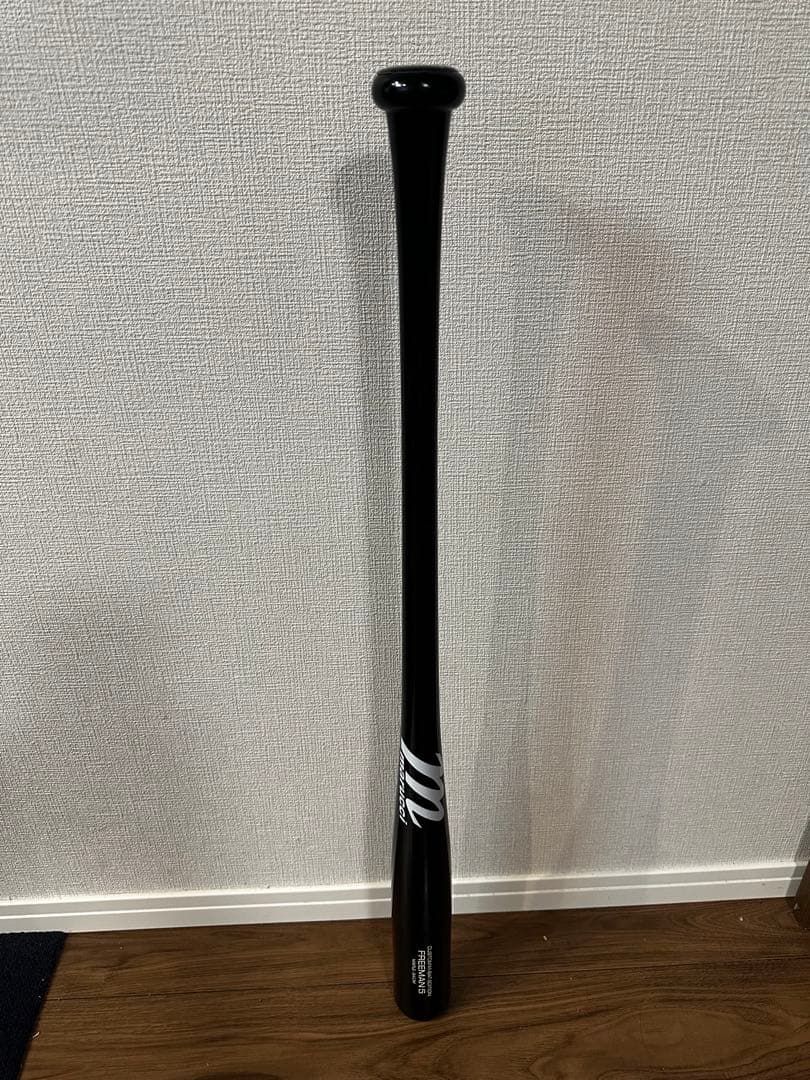 Marucci Freeman 5 軟式バット ブラック　木製　マルーチ84cm