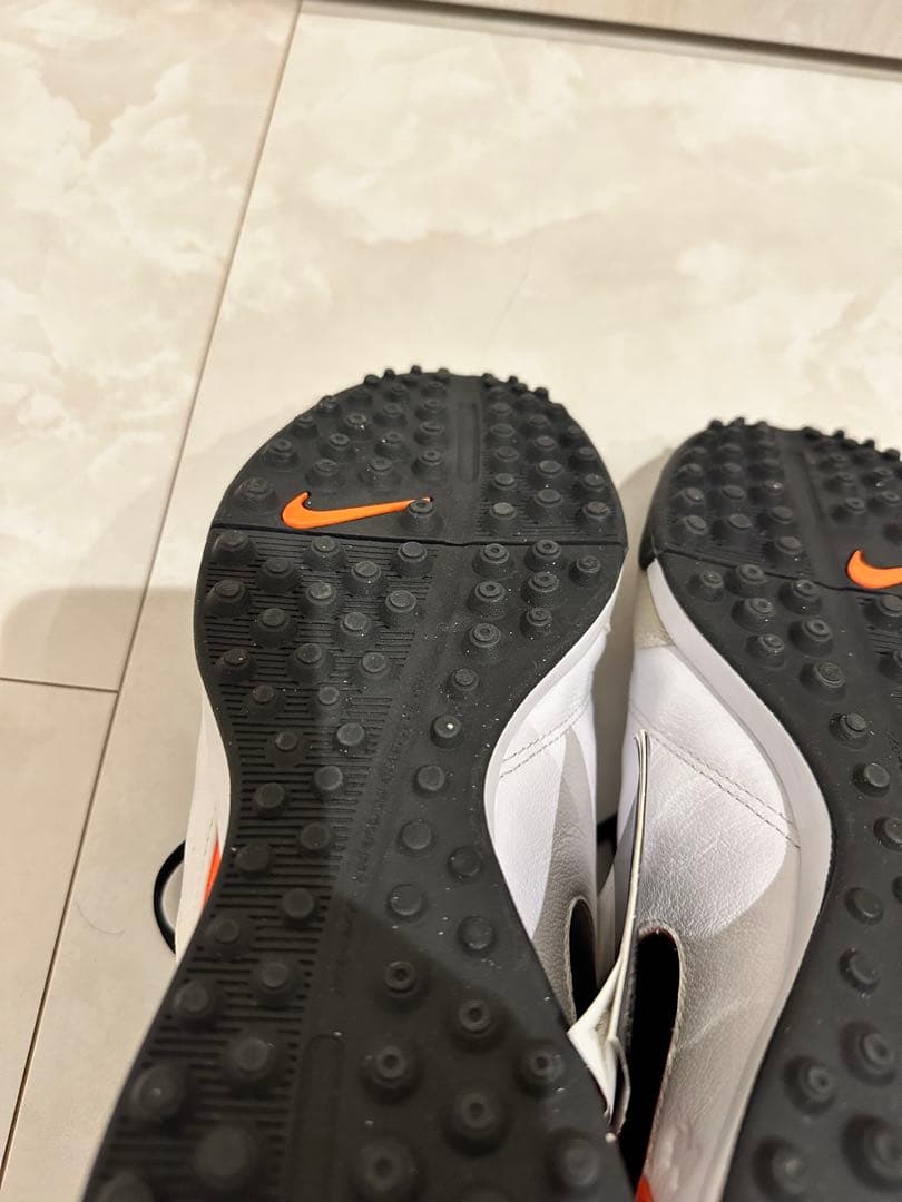 シューズ Nike Tiempo Mystic V TF