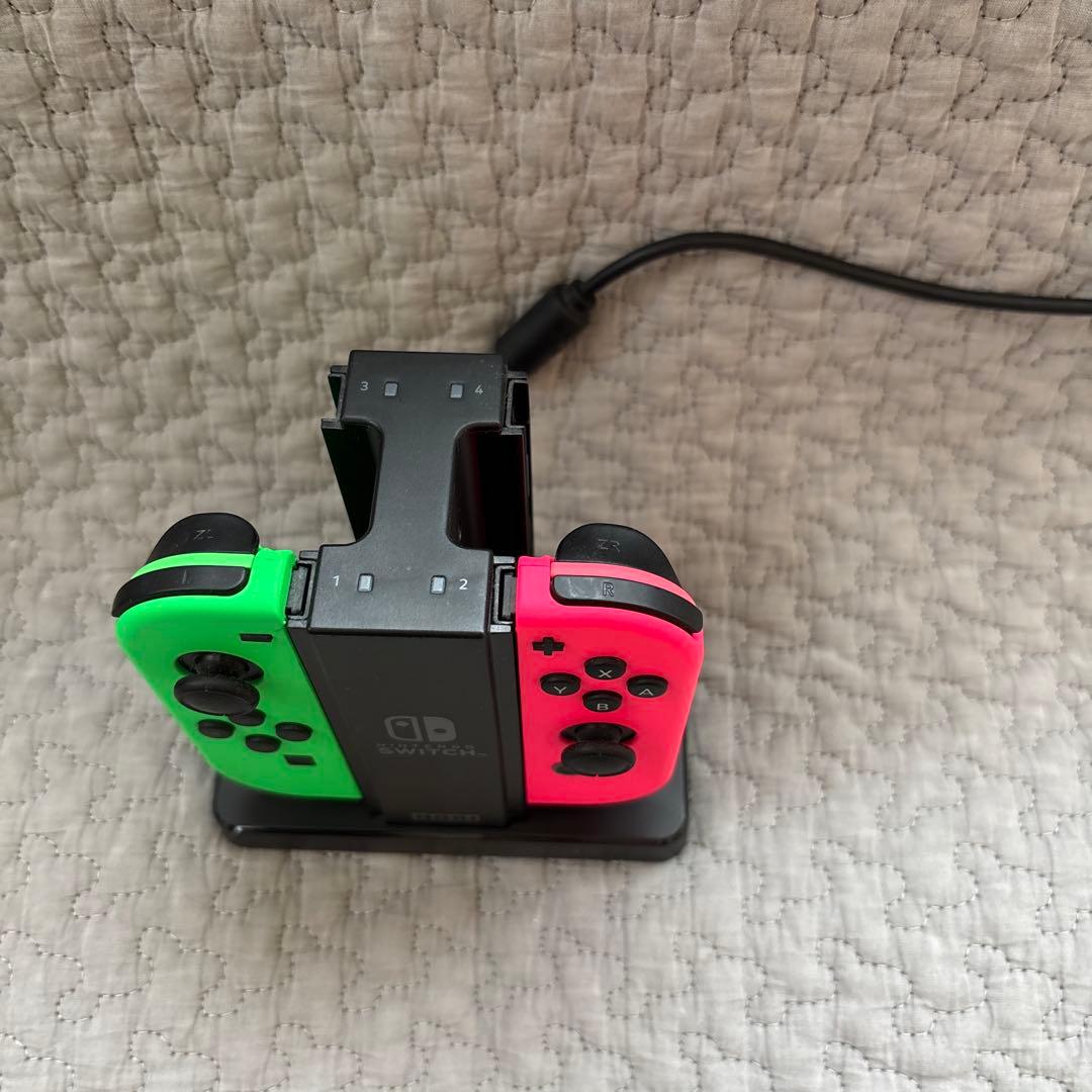 NintendoSwitch本体+Joy-Con+充電スタンド+スリムケース一式