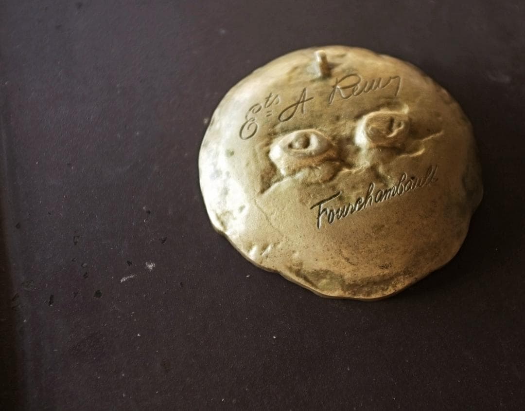 フランス ブロンズの金の猫とトレイ アンティーク 小皿 アスティエ プレート