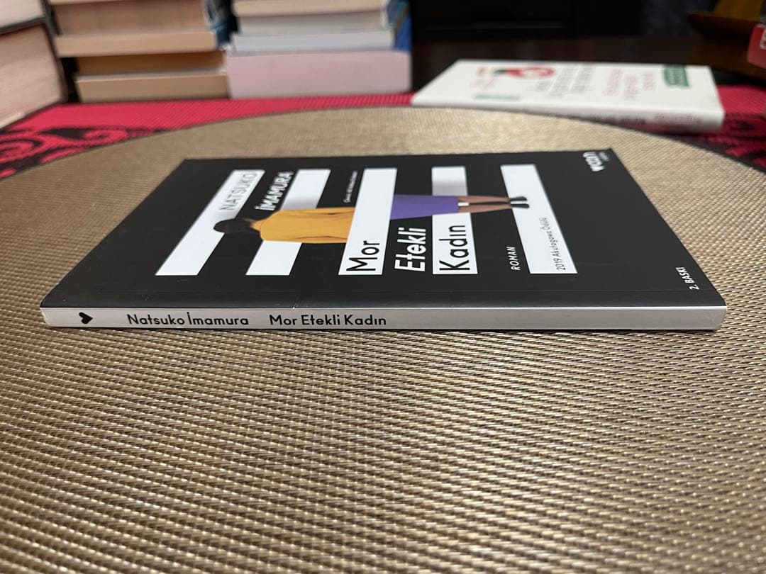 Natsuko Imamura Mor Etkili Kadın