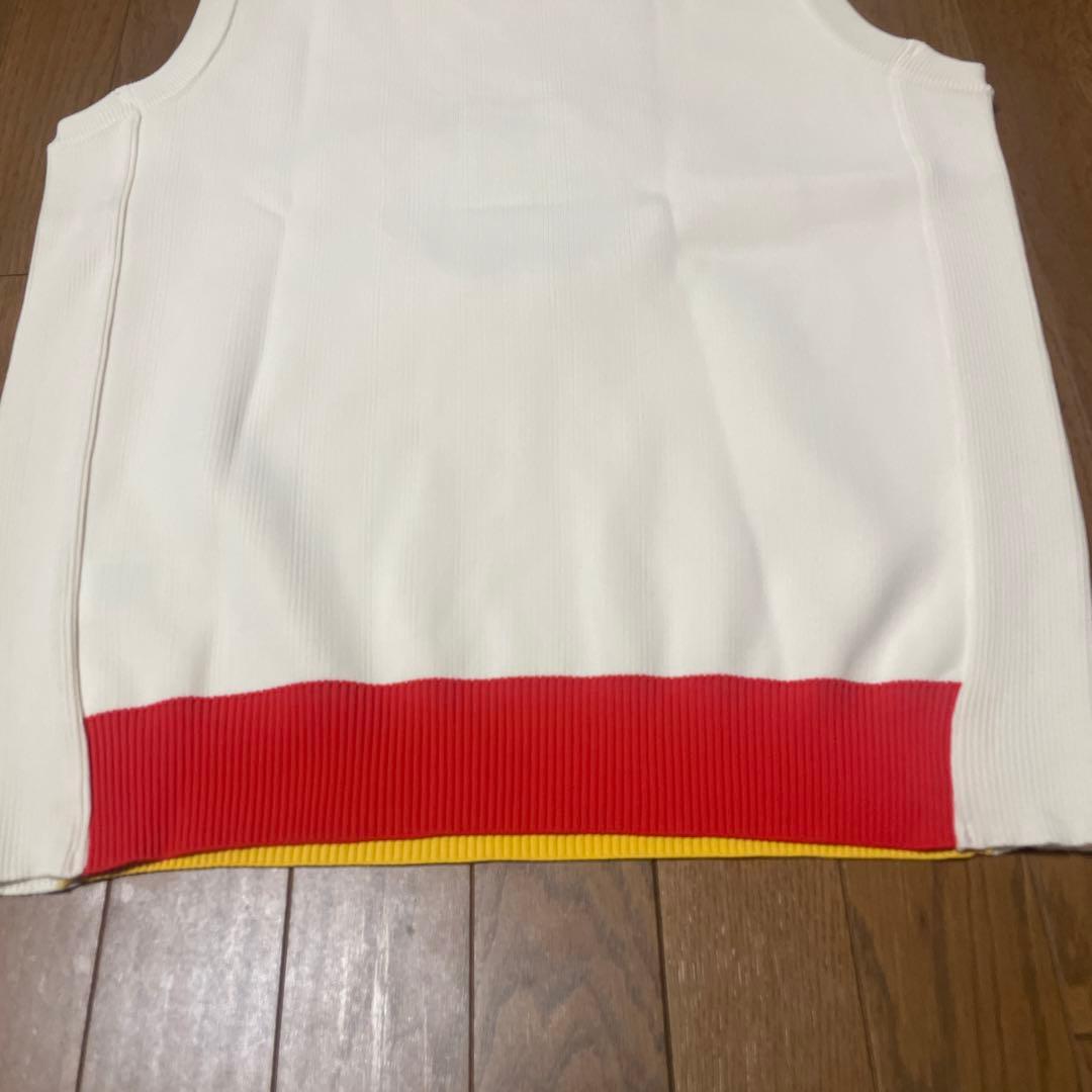 ディセンバーメイ　メンズニットベストホワイトLタグ付き新品未使用