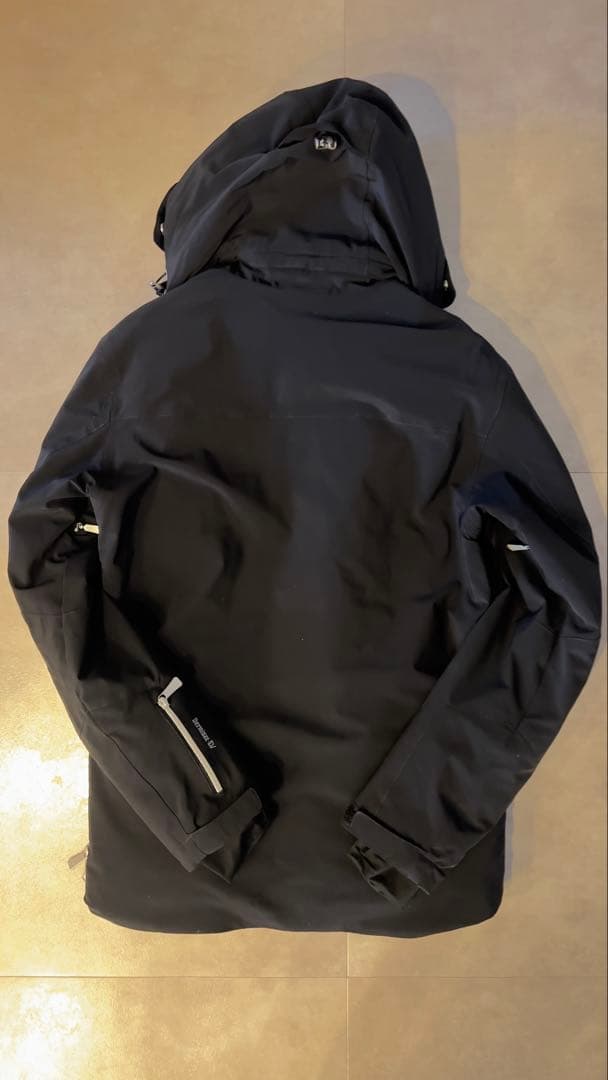 【美品】J.LINDEBERG トゥルーリ スキージャケット S