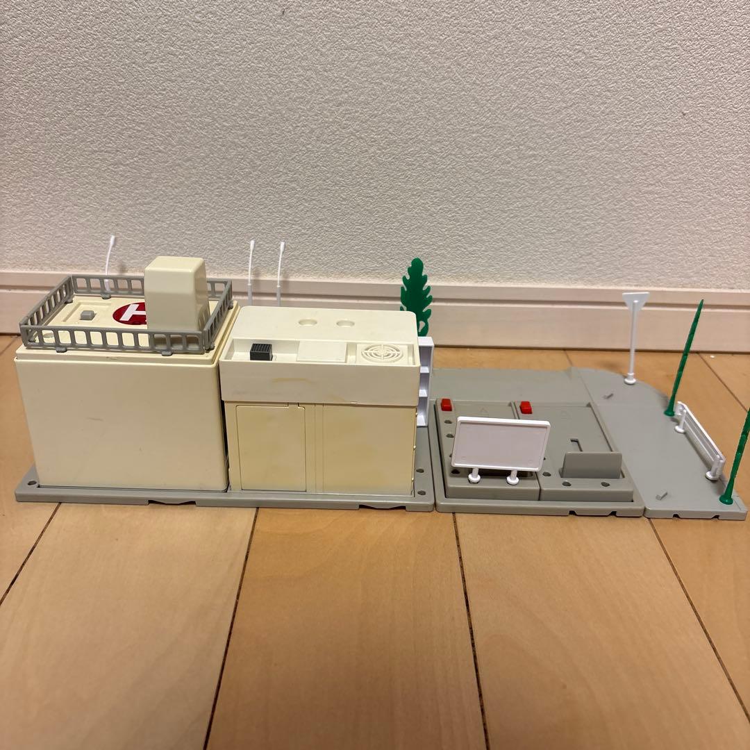 トミカタウン　病院　おまけ付き