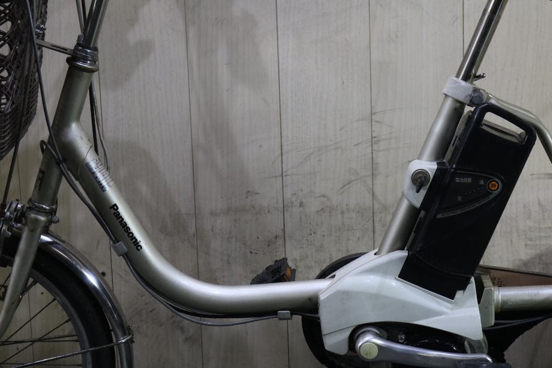 パナソニックかろやかライフEB BE-ENR835T8.9AH 18-16型3輪