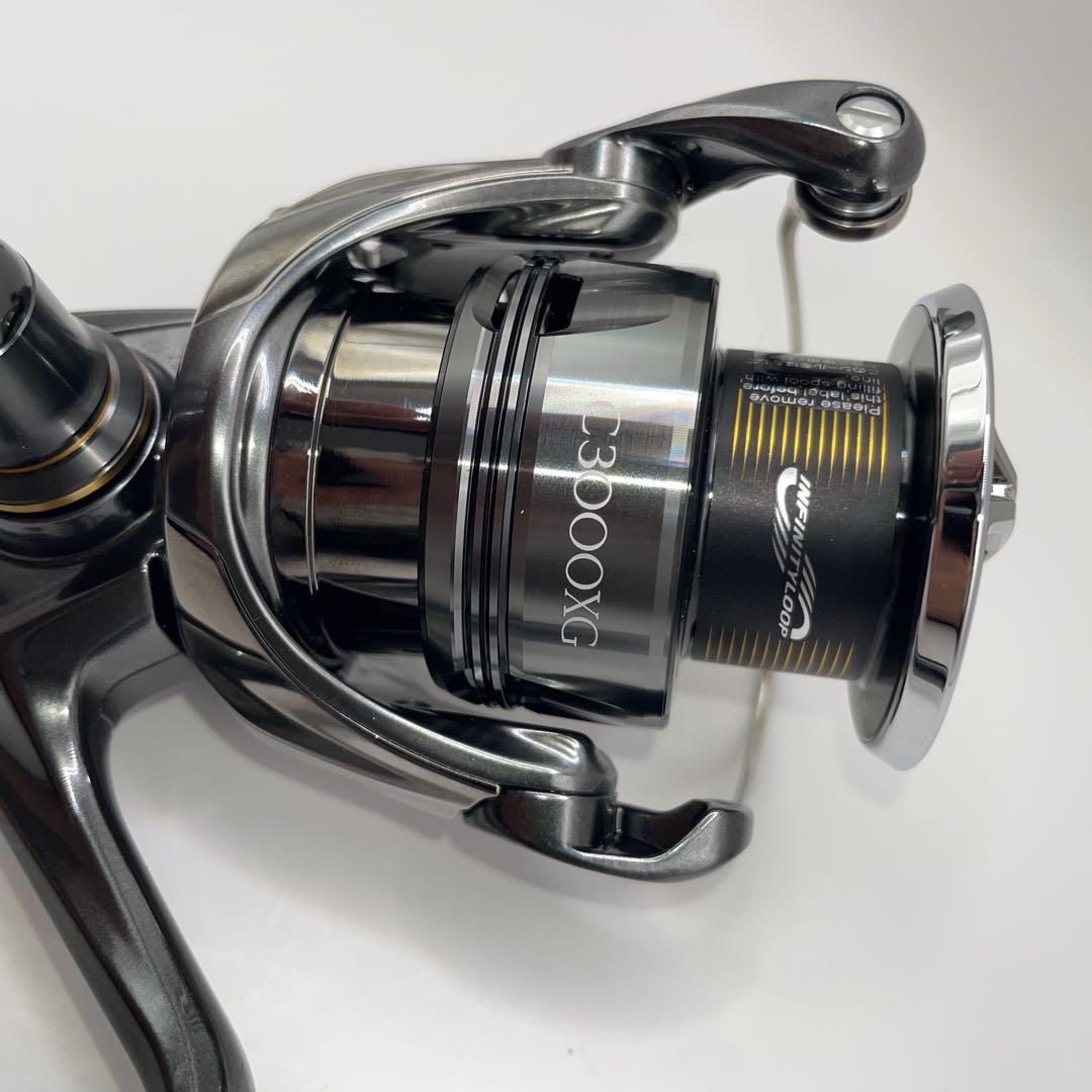 【未使用】シマノ 24 TWIN POWER C3000XG スピニングリール
