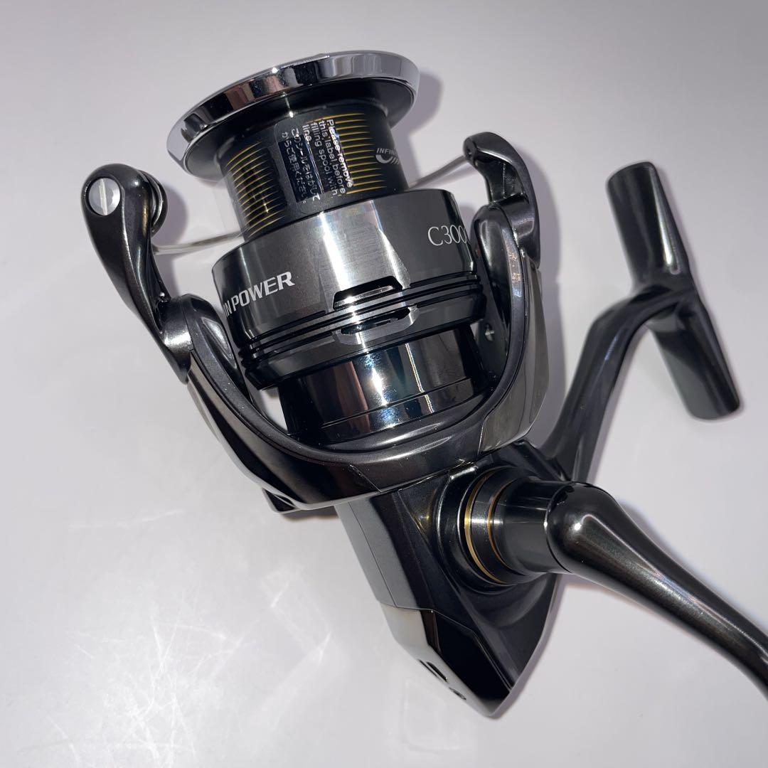 【未使用】シマノ 24 TWIN POWER C3000XG スピニングリール