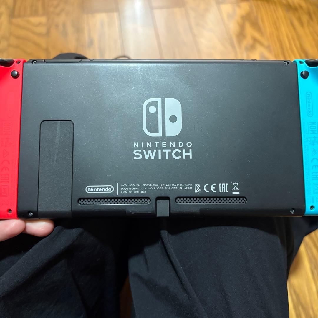 Nintendo Switch 本体　ジョイコン付き