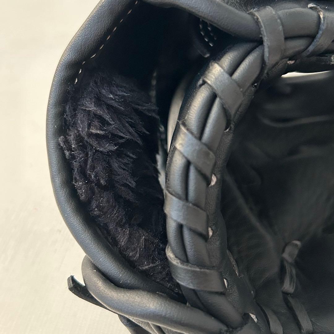 アンダーアーマー少年用軟式グローブ 黒　1301007 新品未使用　保管袋付