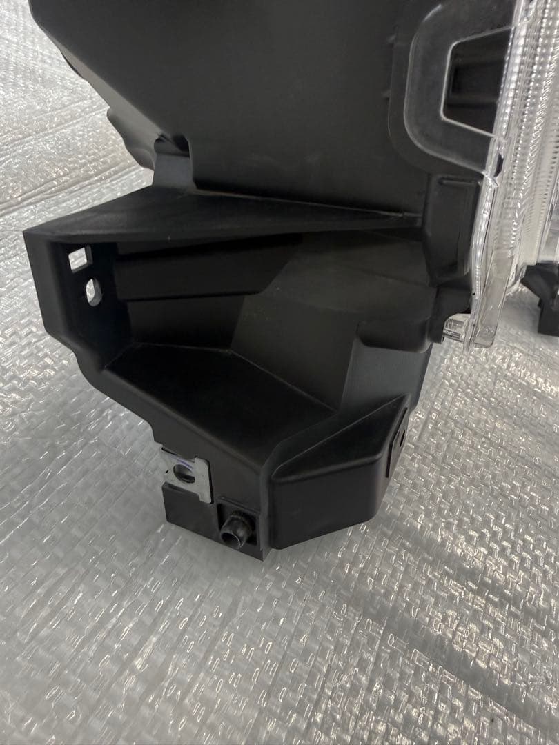 スペーシアギア　LEDヘッドライト　右