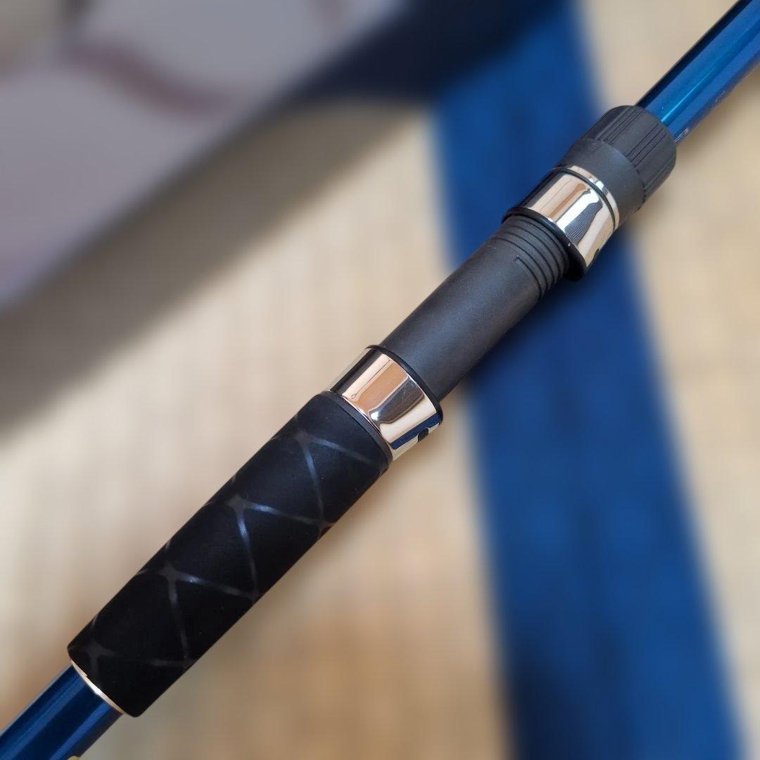 コ*ー様 がまかつ★海上釣堀★MARINE ARROW・Ⅱ 青物400　竿袋付き