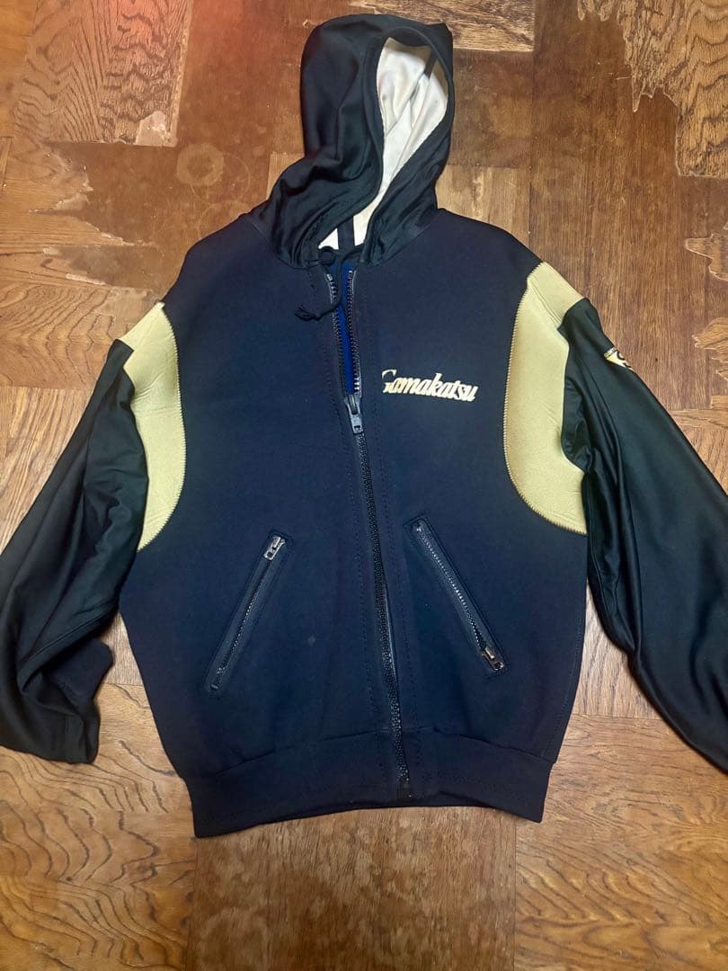 【即購入可】がまかつ フィッシングスーツ(上下セット) ブラック/ゴールド