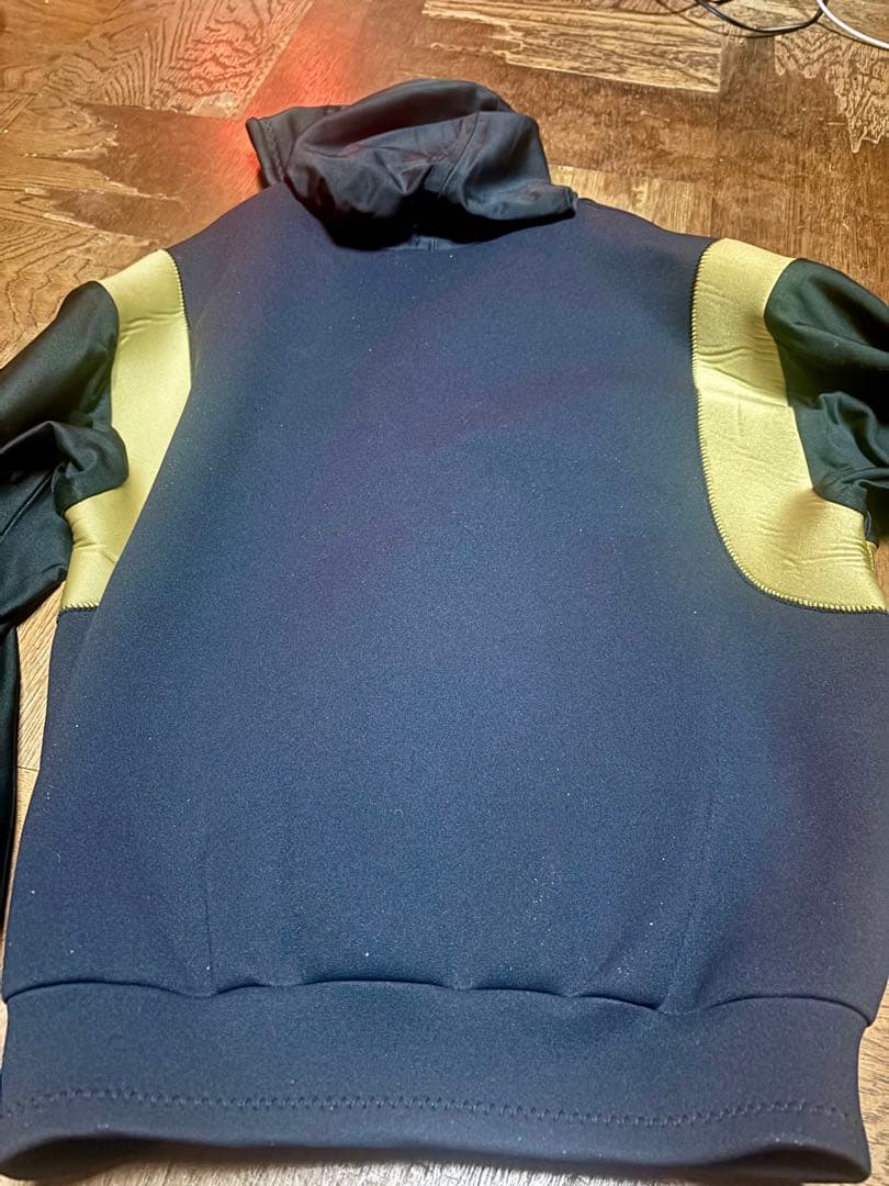 【即購入可】がまかつ フィッシングスーツ(上下セット) ブラック/ゴールド