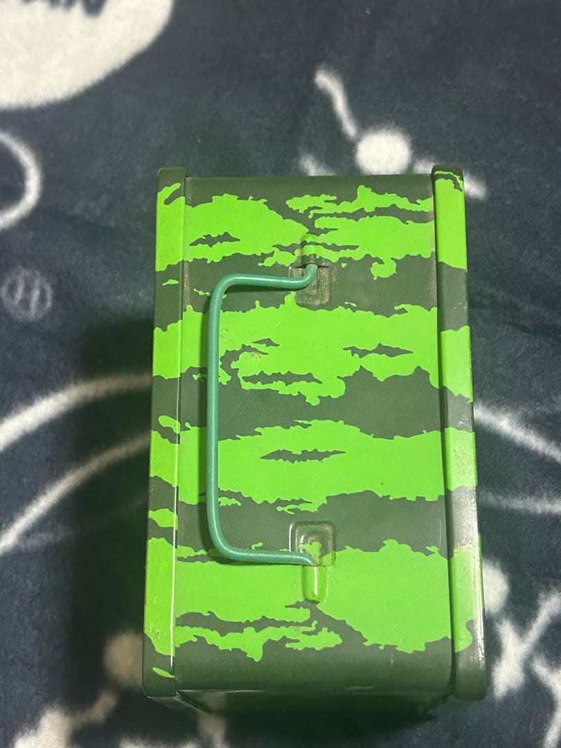 サザンオールスターズ　ベスト４枚組CD SUIKA 缶 オリジナルグッズ付