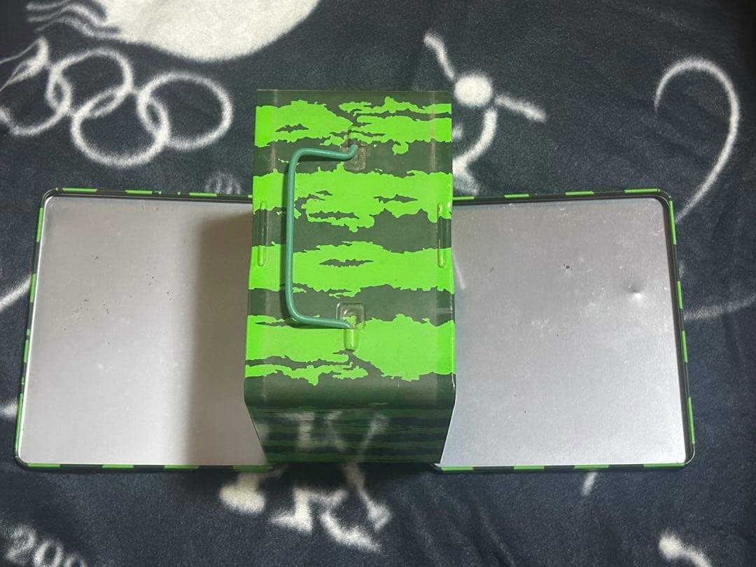 サザンオールスターズ　ベスト４枚組CD SUIKA 缶 オリジナルグッズ付