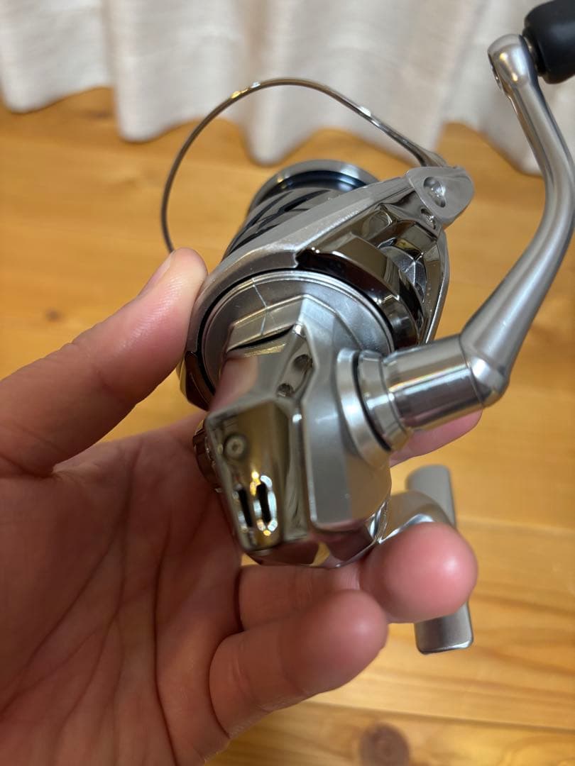 【送料込】シマノ　23ストラディック2500SHG