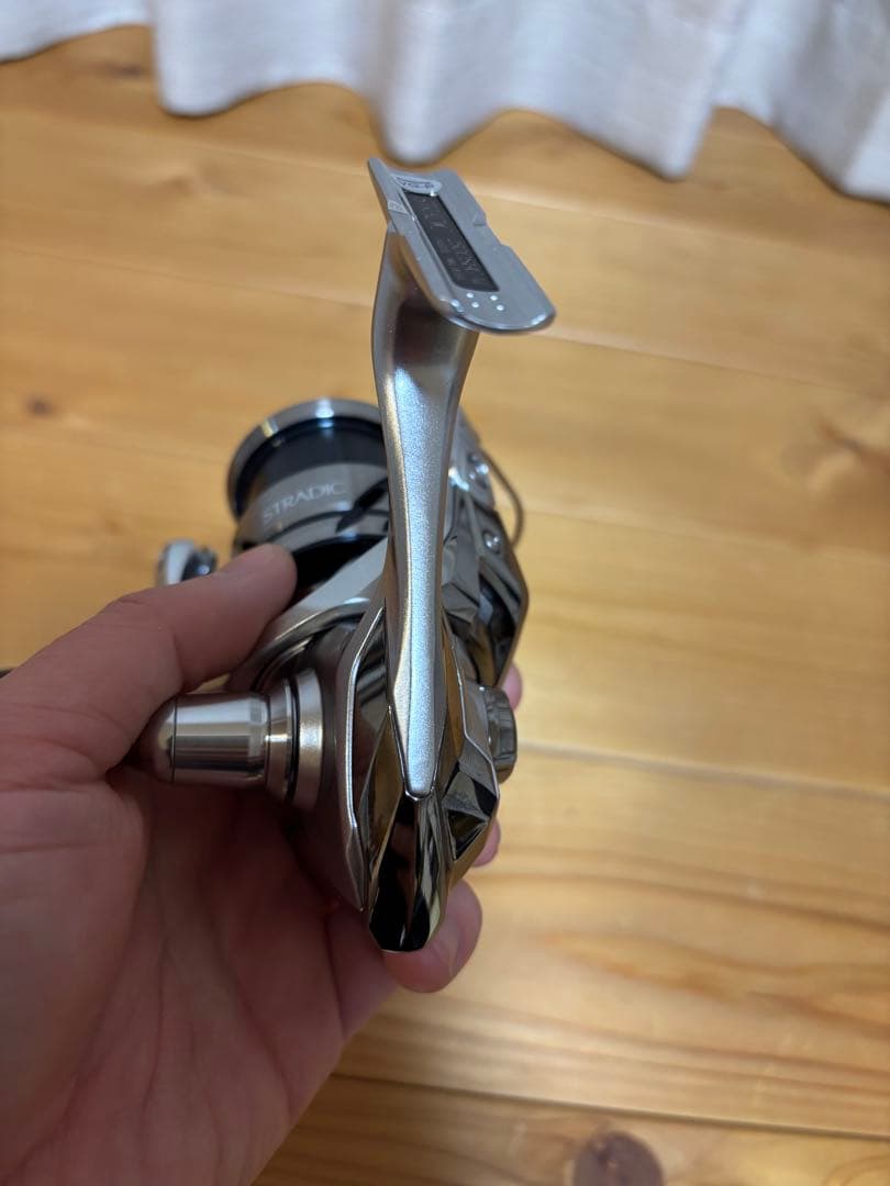 【送料込】シマノ　23ストラディック2500SHG