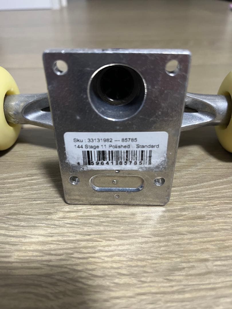 INDEPENDENTトラック BONES ウィール スケボー