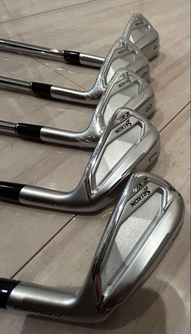 SRIXON ZXi4 アイアン5本（6番〜P ）　NS PRO Flex S