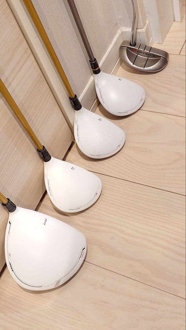 テーラーメイド メンズゴルフクラブセット テーラーメイドR11 キャディバック付