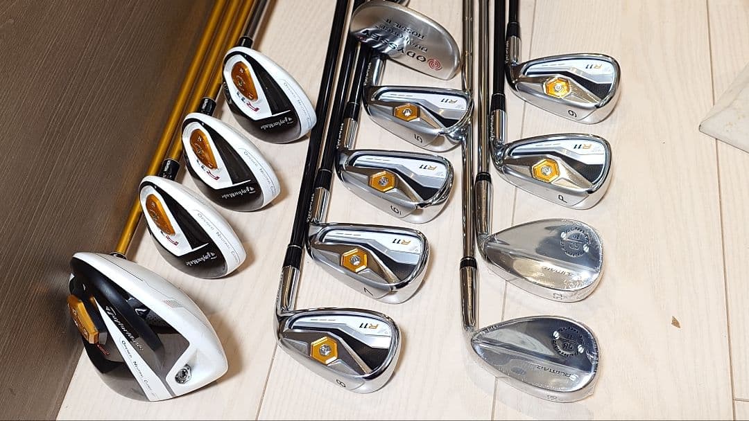 テーラーメイド メンズゴルフクラブセット テーラーメイドR11 キャディバック付