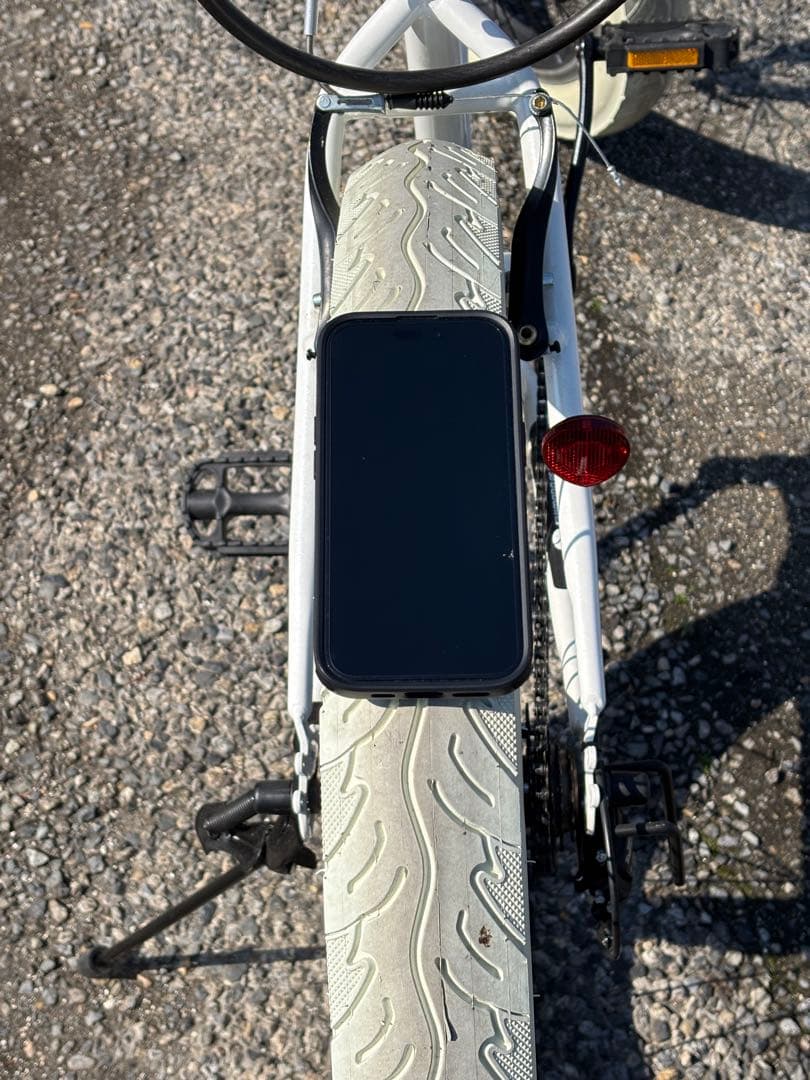 ★バンバリ　ファットバイク ホワイト