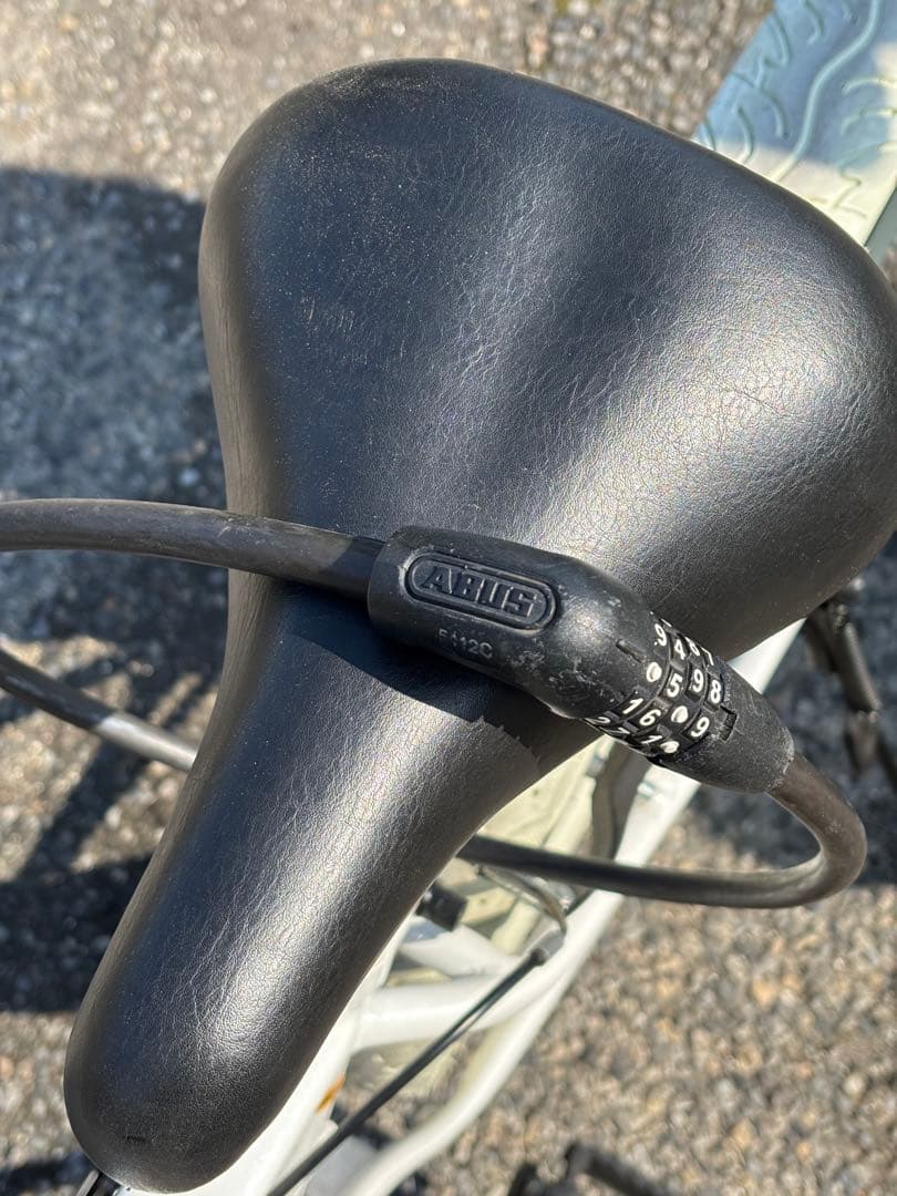 ★バンバリ　ファットバイク ホワイト