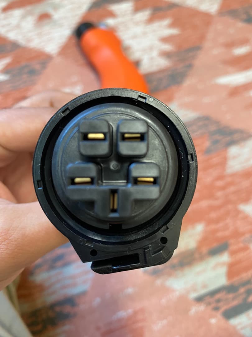 トヨタ純正ヴィークルパワーコネクタG9050-47012プリウスPHV