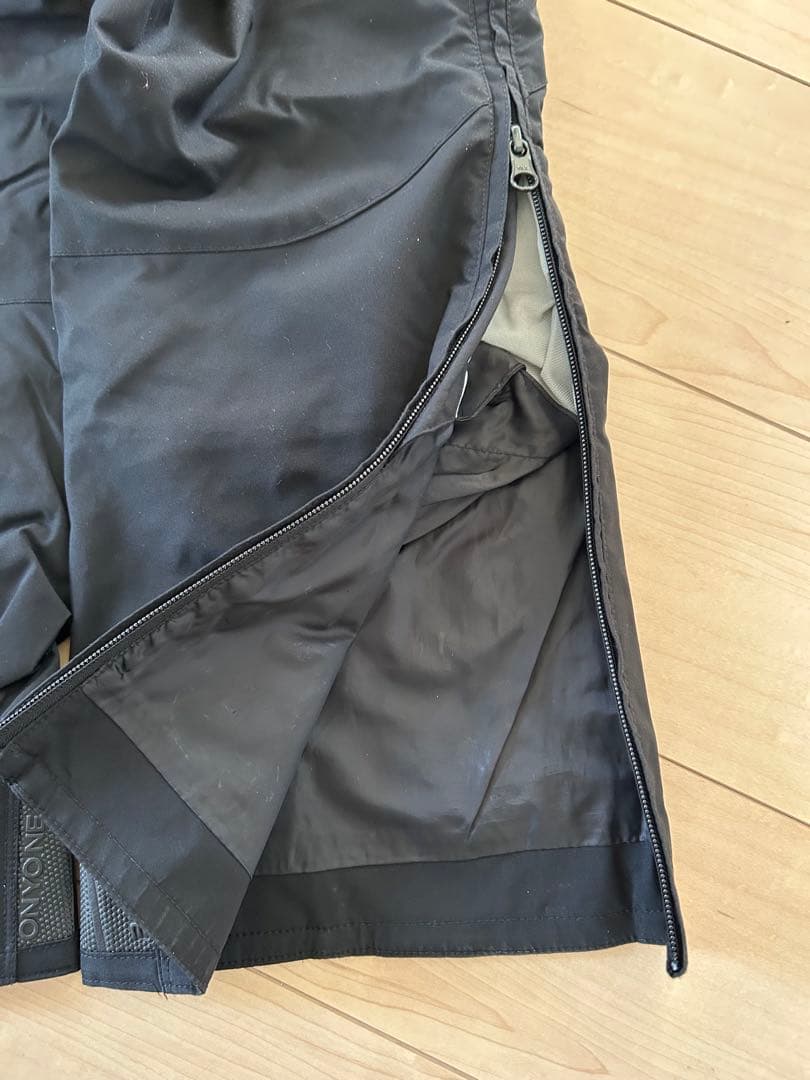 オンヨネ　子ども用 レーシングスキーウェアセット　130