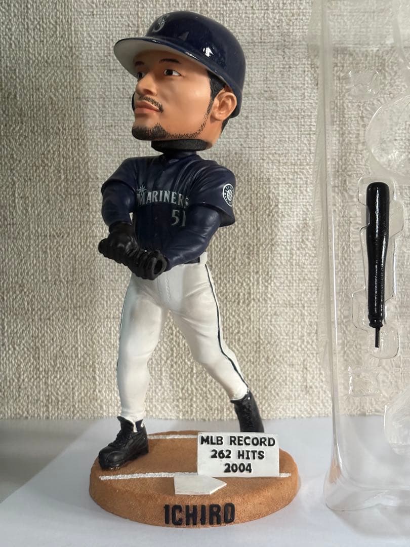 イチロー ボブルヘッド　MLB記録262安打 フィギュア　2004