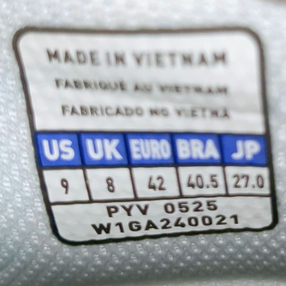 極美品 Mizuno 27cm ミズノ ウェーブトランジスタ バッシュ 白 緑