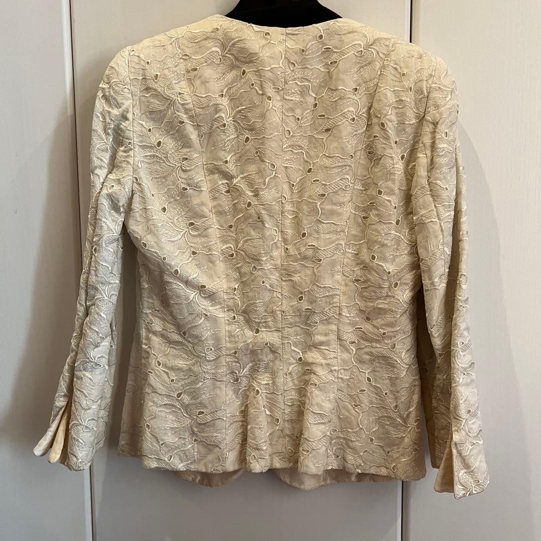 ARMANI COLLEZIONI 花柄　ジャケット　ベージュ　42サイズ