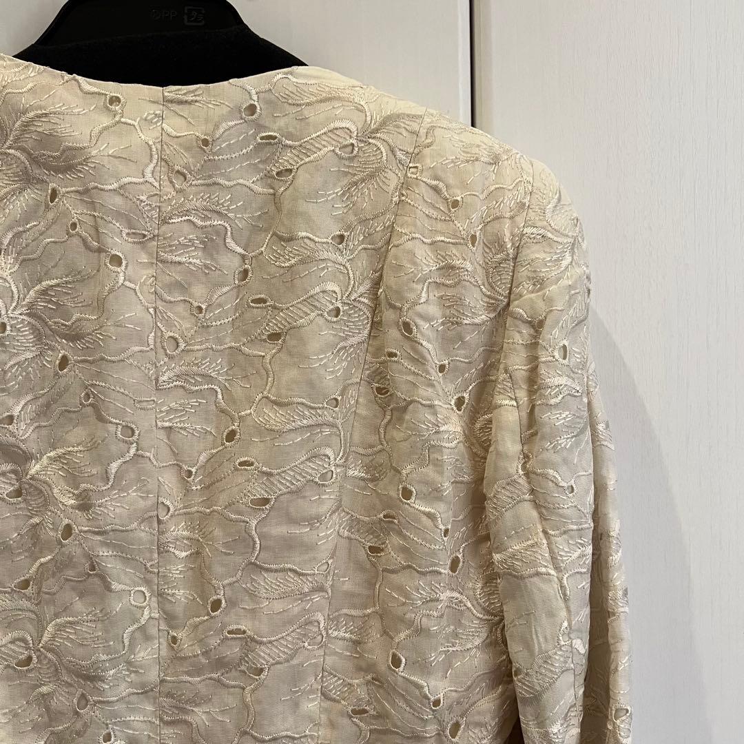 ARMANI COLLEZIONI 花柄　ジャケット　ベージュ　42サイズ