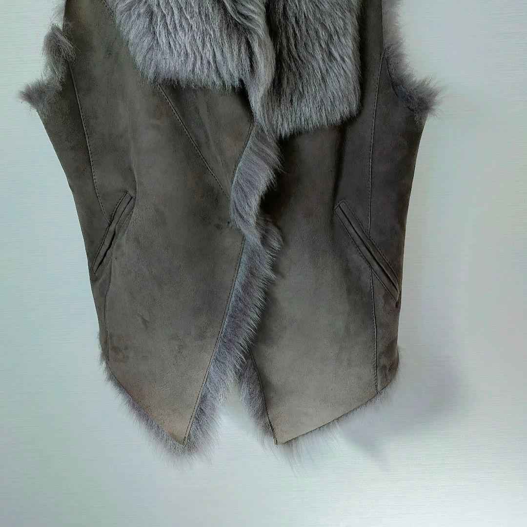 ムートン ファー付きベスト