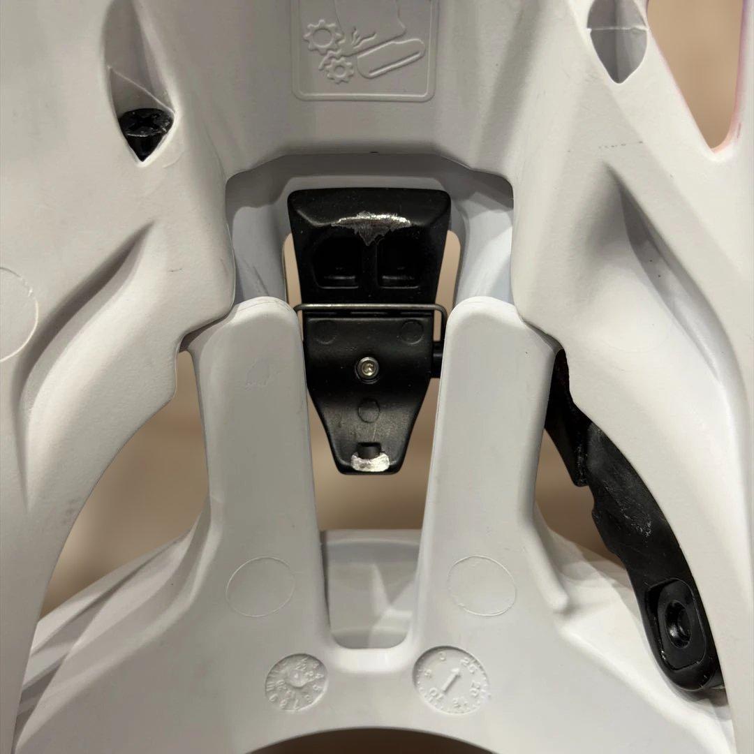 ネ*ス　Burton Step On Re:Flex Mサイズ　ビンデ