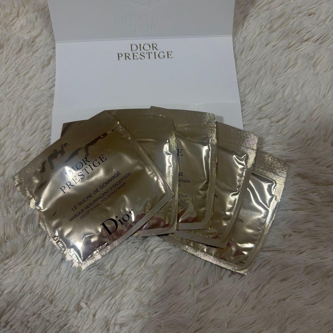 Dior クチュール アイパレット （ホリデーコレクション2025限定品）